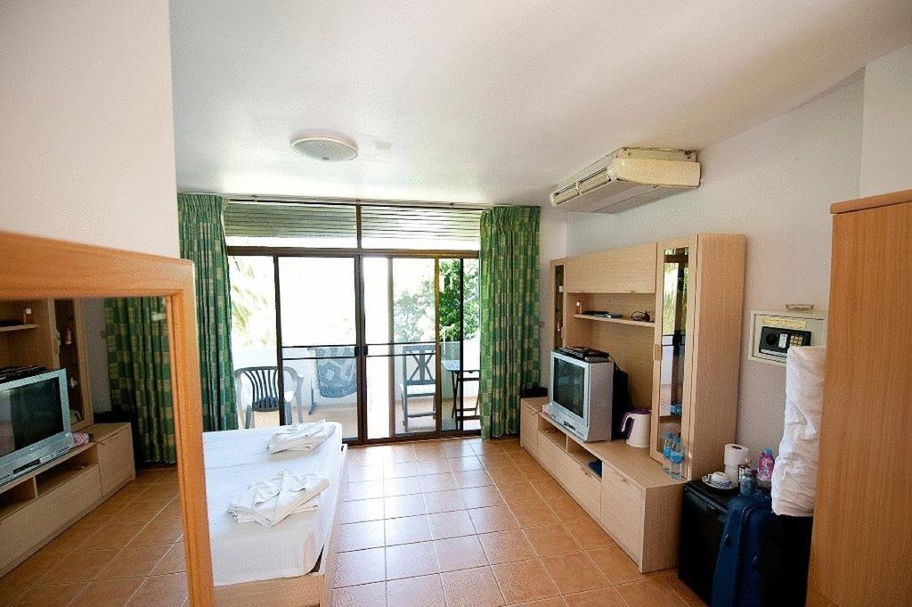 Karon Cliff Contemporary Boutique Bungalows Hotell Eksteriør bilde